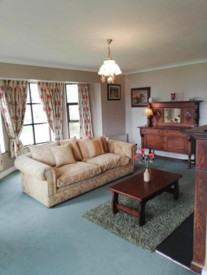 Hotels in Figary